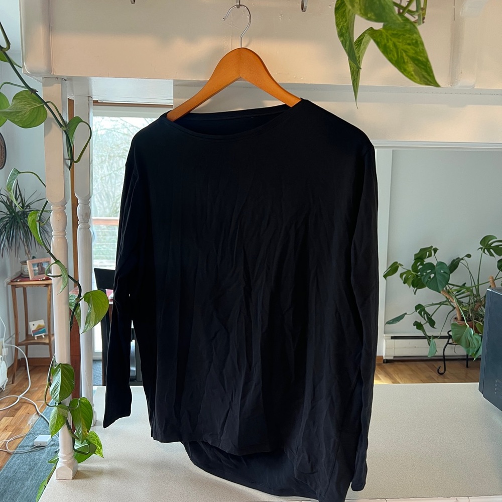 Lululemon Black Long Sleeve